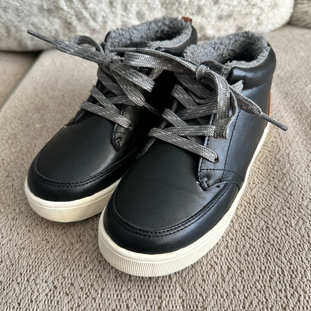 Black sneaker boot. Kids size 1M
